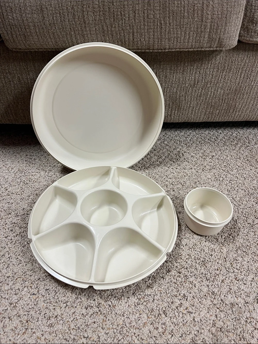 Tupperware Cream Sectioned Serving Tray with Removable Lid and Dip Bowl